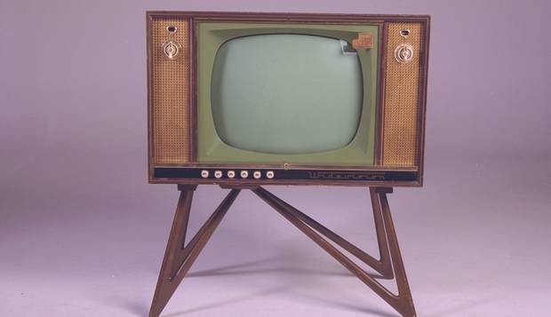quem inventou a televisão